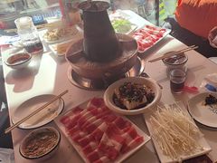 -老蜀铜火锅·酸菜脊骨·麻辣羊蝎子(热闹路店)