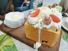 缤纷厚多士-大树餐厅(红旗街万达店)