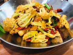 -有红鸡毛店·川菜(建设路店)