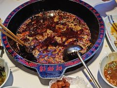 -何师傅美蛙鱼头(汉街店)