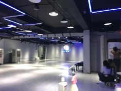 -唯舞空间