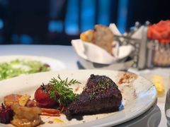 -牛排家(北京长安街英皇集团中心店)