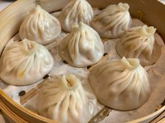 蟹粉小笼-馋三尺蟹粉小笼(人民广场店)