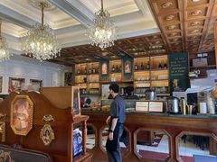 -秘密旅行Bonjour(黑金冠 江南西店)