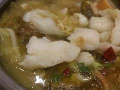 -周鱼小馆石锅酸菜鱼(活力汇店)