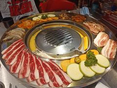 -哈哈碳都·牛肋条无限自助烤肉(台江万达店)