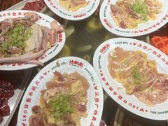 -沙胆彪炭炉牛杂煲(上海日月光广场店)