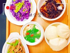 -悦芽照护月嫂+育儿嫂(杭州店)
