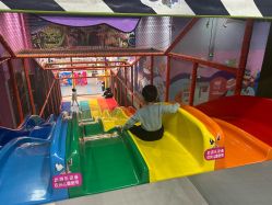 -欧酷世界动力星球(王府井奥莱UP TOWN店)