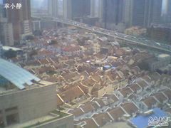 另一侧的石库门房-上海明天广场JW万豪酒店