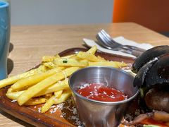 -HELLO 27 意面·沙拉·帕尼尼