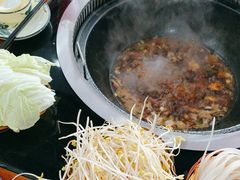 -崔记老东北传奇铁锅炖(横店总店)