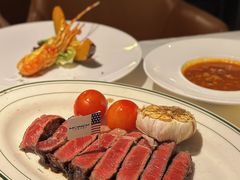 -MONICH牛排融合餐厅(和义大道购物中心店)