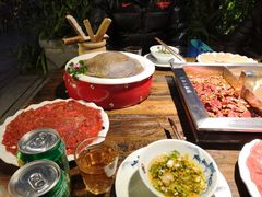 -二荆条·蜀鲜汇城市森林火锅