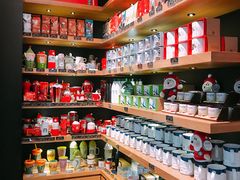 零售区-星巴克(杭州东站东到达店)