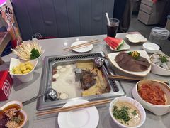 -海底捞火锅(高新万达广场店)