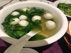 菊叶手工鱼圆汤-南京东郊国宾馆