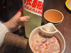 青提冰粉-张翻越·川渝冒菜·武汉黑鸭煲(城北万象城店)