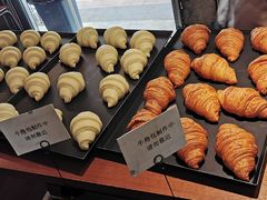 牛角面包-来回·咖啡(天河南店)