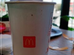 -麦当劳(展览路店)