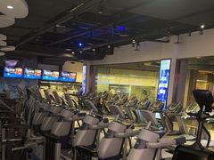 -日月光中心广场