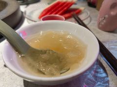 银耳汤-鲜潭蒸汽石锅鱼(五道口购物中心店)