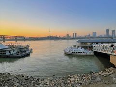 -武昌中华路码头(轮渡站)