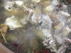 -威邵鸡煲(西华路总店)