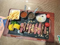 -汤姆家的优质牛排(王府井店)