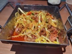 -川堂风·跷脚牛肉·乐山爆炒(宝山日月光店)