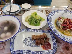 -鑫鸿达·海鲜闽菜热炒小馆(中山路店)