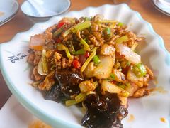 双椒鸡丁-遇见小院—虹鳟鱼•农家菜(怀柔店)