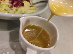 -鞍山大白鲨美食酒店