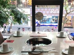 靠窗位-麻辣空间·清油火锅(水井沟店)
