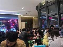 等位区-海底捞火锅(如皋吾悦广场店)