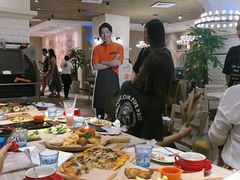 -必胜客(WOW中心城店)