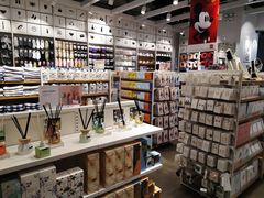 -名创优品(光耀东方购物中心店)