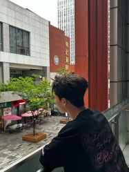 -米可造型烫发染发