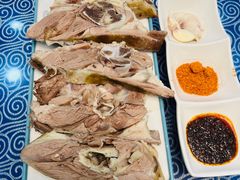 -三江源美食城