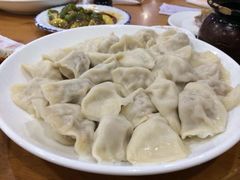 -周家大连水饺(美专校街店)