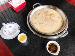 -老来福·非遗酸汤兔(凯旋路店)