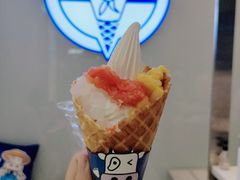 杨枝甘露圣代-波比艾斯(国金街店)