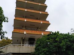 -鹅岭公园瞰胜楼