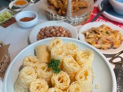 -左庭右院鲜牛肉火锅(金山万达店)
