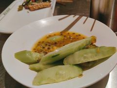 -威记烧嘢·南宁烧烤·超级生牛(绿地店)