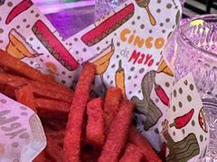 -Famous肥猫墨西哥音乐餐吧(五棵松华熙LIVE店)