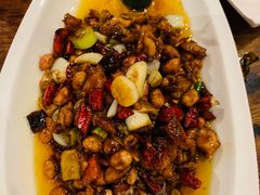 宫保鸡丁-夫妻肺片·中华老字号·正宗川菜(春熙路店)
