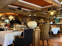 -火车头法国西餐厅