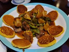 -雪乡人家东北菜·铁锅炖一切(高斯路店)