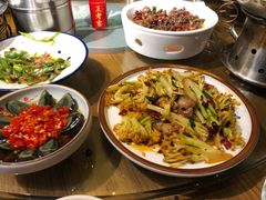 -湘聚缘湘菜馆(斜土路店)